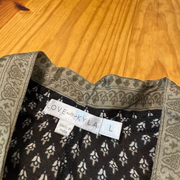 Anthropologie Love Kyla Kimono Cardigan Size LRG Floral Embroidered Silk Blend - Picture 7 of 11